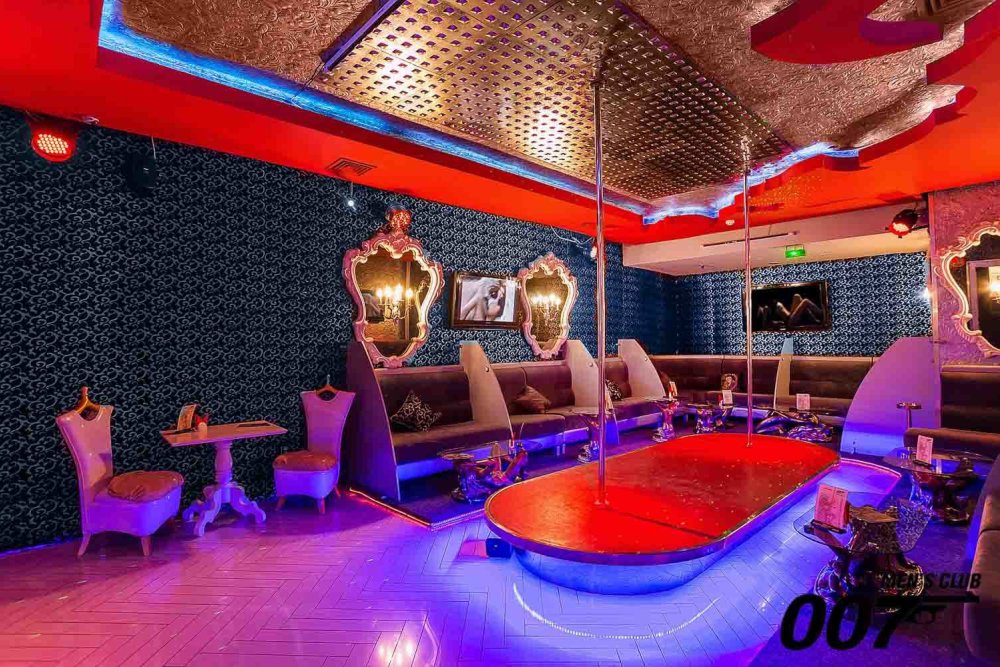 Men’s Club 007